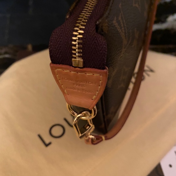 LOUIS VUITTON POCHETTE ACCESSOIRES MONOGRAM - Picture 5 of 16